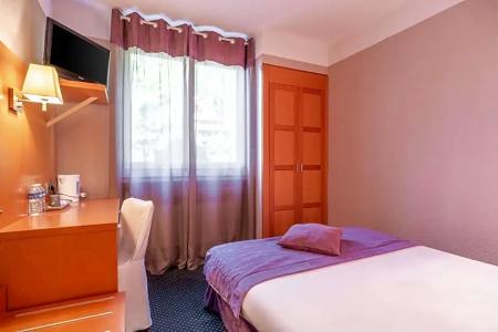 Quality Hôtel Christina Lourdes - 42