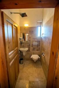Kookaburra Pension - 27