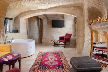 CARNA CAVE - 55