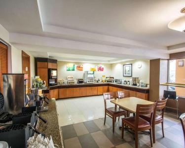 Quality Inn Miami Airport - Doral - 23