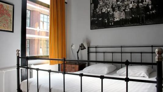 Hostel - 57