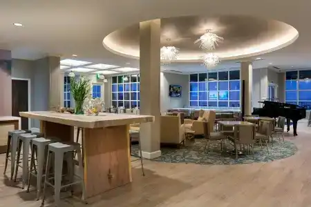 SpringHill Suites by Marriott - 18