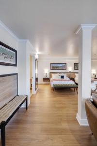 Estero Inn - 106