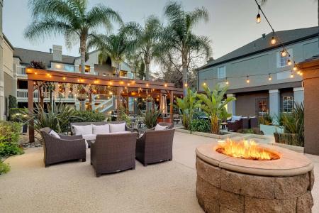 Staybridge Suites - 28