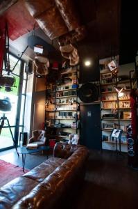 Le Magic Hall - 18