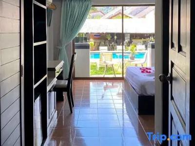 Nr Nanai Patong - 32