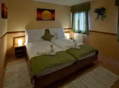 Amstel Hattyú Panzió -Érintésmentes bejelentkezés - 0