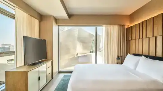Conrad Los Angeles - 37