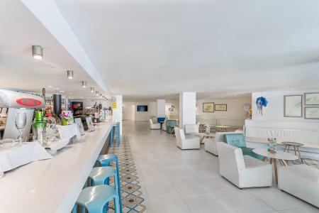 Fergus Style Cala Blanca Suites - 28