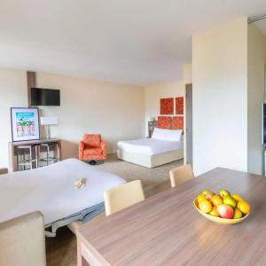 Kyriad Chambéry Centre - Hôtel et Résidence - 49