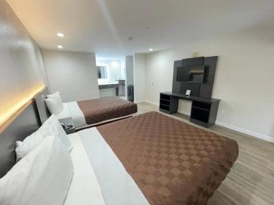 6 Energy Corridor - 17