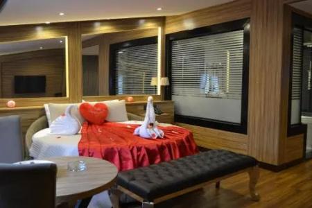 Gumus Palace Suites - 3