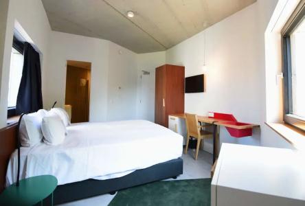 Hôtel Belvue - 81
