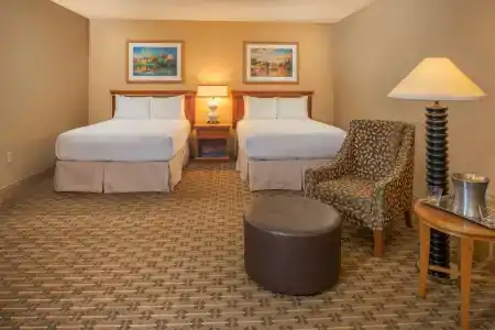 Hilton Seattle Airport & Conference Center - 2