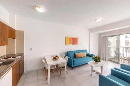 Papantonia Apts - 35