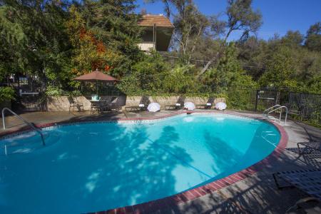 Best Western Plus Yosemite Gateway Inn - 13