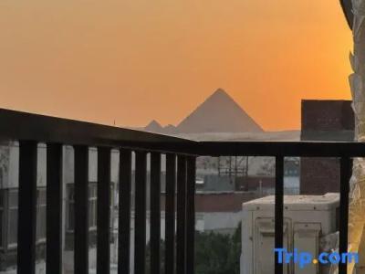 pyramids motel - 125