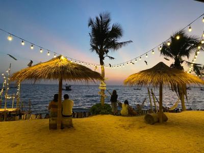 Golden Dragon Beach Pattaya - 12