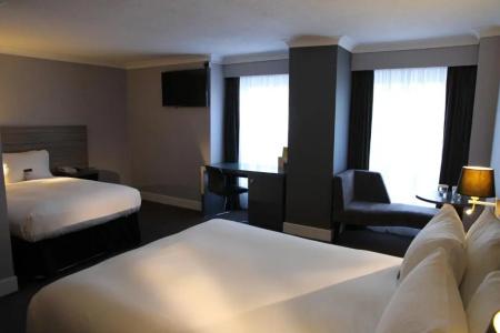 DoubleTree by Hilton Bristol City Centre - 52