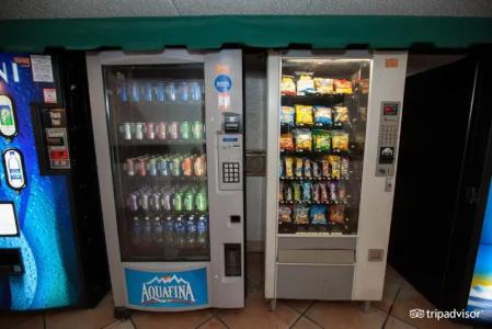 Miami Gardens Inn & Suites - 55