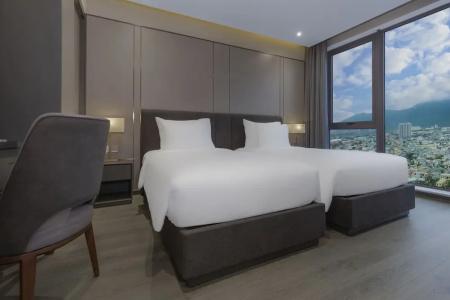 Le Sands Oceanfront Danang - 77