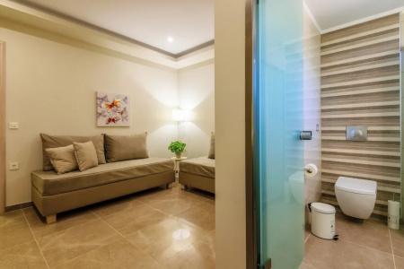 Remezzo Studios & - 8