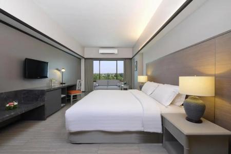 Tinidee Bangkok Golf Club - Sha Certified - 34