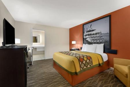 Super 8 by Wyndham New Orleans - 6