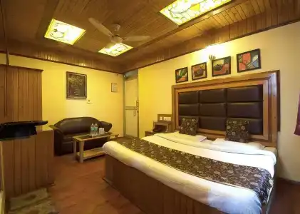 Lal's Haveli - 12