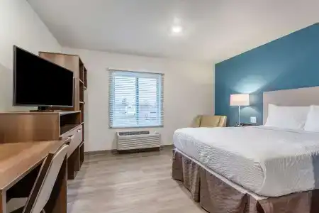 WoodSpring Suites Indianapolis Castleton - 17