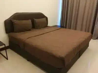 Nutchana Hill Boutique - 1