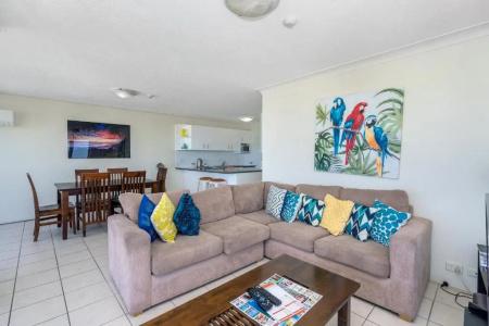 Burleigh Beach Tower - 57