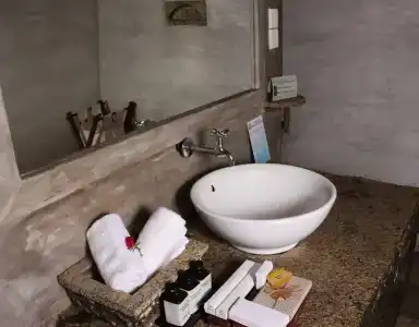 Serendip Stone and Bungalow - 5