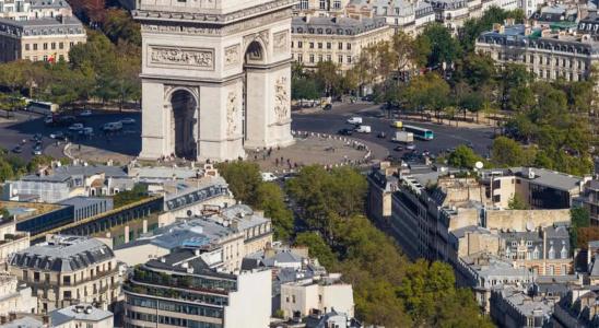 Arc de Triomphe Etoile - 18