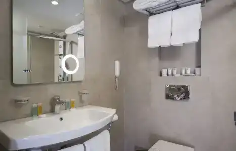 Bio Suites - 85