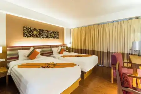 Asias Group (Poonpetch Chiangmai) - 50