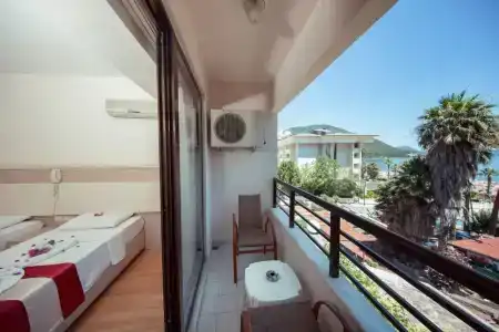 PortofİNo Marmarİs - 1