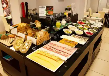 Best Western Portos - 10