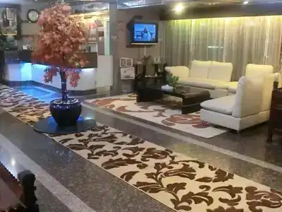 Al Muraqabat Plaza - 1