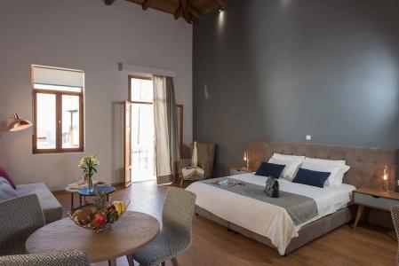 Bluebell Luxury Suites - 77