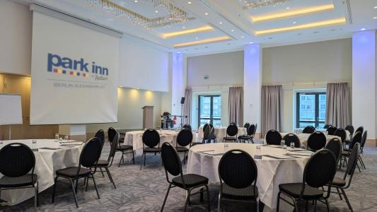 Park Inn by Radisson Berlin Alexanderplatz - 31