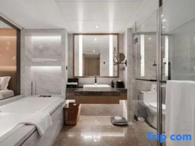 The Lakeview - 49