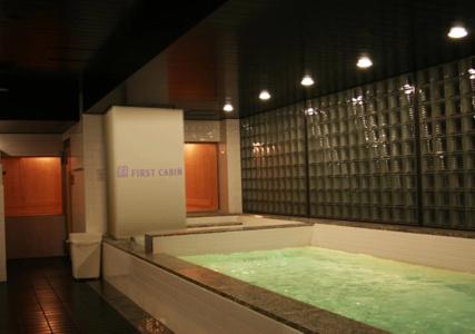 First Cabin Midosuji Namba - 18