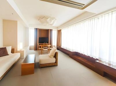 The Beach Tower Okinawa - 30