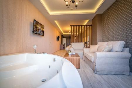 Elegance Luxury Executive Suites - Adults Only - 7