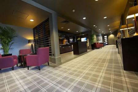 Premier Inn - Heaton Park - 7