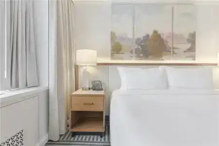 Capital Hilton - 88