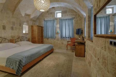 Hera Cave Suites - 91
