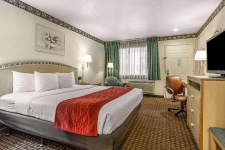 Stanford Motor Inn - 26