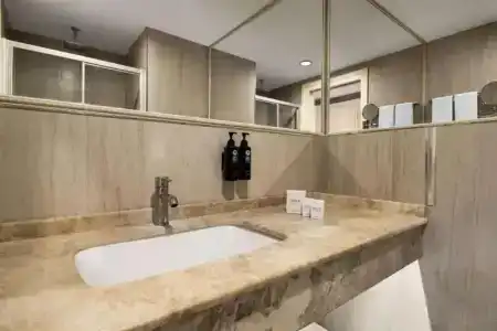 DoubleTree by Hilton Cesme Alacati Beach Resort - 32